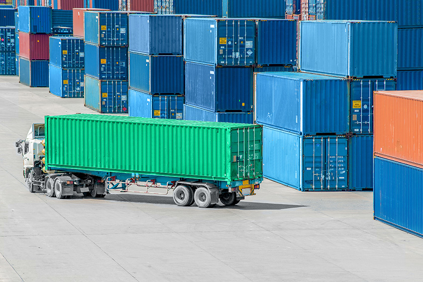 The Future of Container Management: AI and IoT Integration
